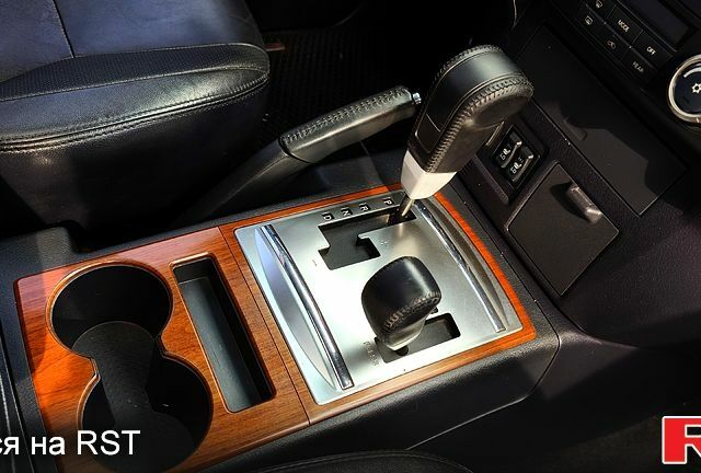 Черный Мицубиси Паджеро, объемом двигателя 3.8 л и пробегом 197 тыс. км за 11500 $, фото 12 на Automoto.ua