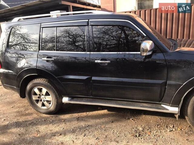 Чорний Міцубісі Паджеро, об'ємом двигуна 2.97 л та пробігом 360 тис. км за 11300 $, фото 12 на Automoto.ua