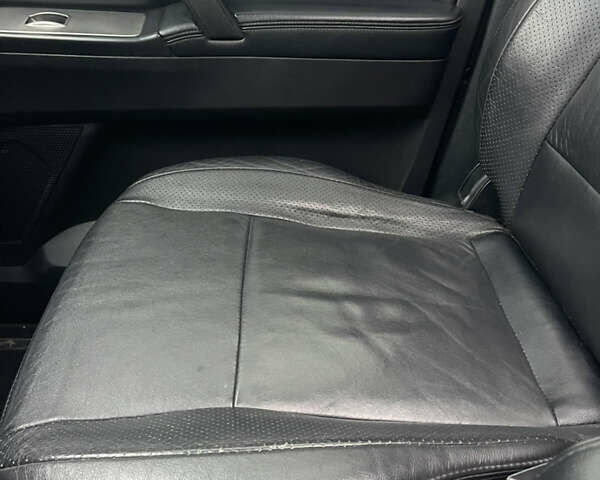 Черный Мицубиси Паджеро, объемом двигателя 3.8 л и пробегом 258 тыс. км за 10900 $, фото 10 на Automoto.ua