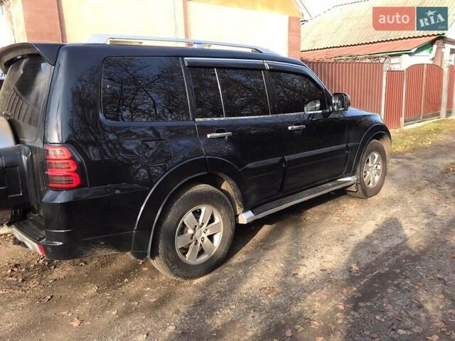 Чорний Міцубісі Паджеро, об'ємом двигуна 2.97 л та пробігом 360 тис. км за 11300 $, фото 3 на Automoto.ua
