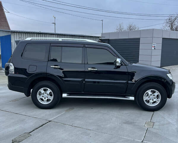Чорний Міцубісі Паджеро, об'ємом двигуна 2.97 л та пробігом 228 тис. км за 10999 $, фото 6 на Automoto.ua