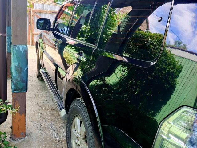 Чорний Міцубісі Паджеро, об'ємом двигуна 3 л та пробігом 344 тис. км за 10700 $, фото 7 на Automoto.ua