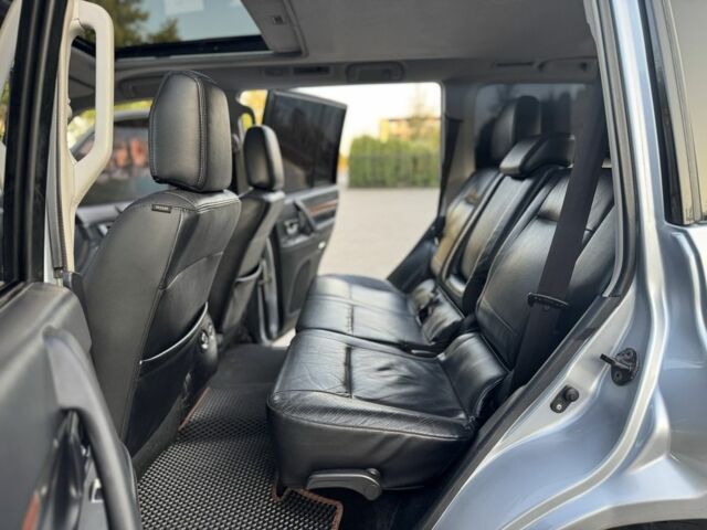 Черный Мицубиси Паджеро, объемом двигателя 2.4 л и пробегом 282 тыс. км за 13000 $, фото 17 на Automoto.ua