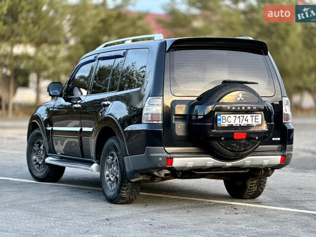 Черный Мицубиси Паджеро, объемом двигателя 3 л и пробегом 275 тыс. км за 9050 $, фото 16 на Automoto.ua