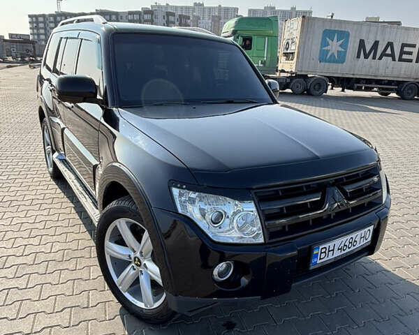 Черный Мицубиси Паджеро, объемом двигателя 2.97 л и пробегом 301 тыс. км за 11000 $, фото 6 на Automoto.ua