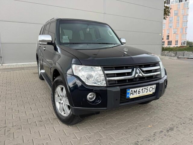 Чорний Міцубісі Паджеро, об'ємом двигуна 3 л та пробігом 47 тис. км за 17800 $, фото 9 на Automoto.ua