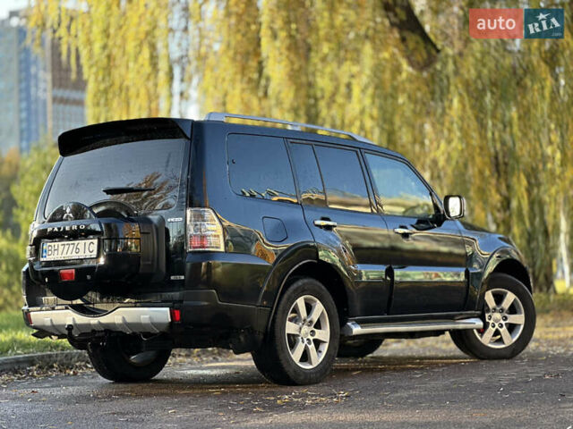 Мицубиси Паджеро 2007 в Киеве на Automoto.ua Черный Мицубиси Паджеро, объемом двигателя 3.8 л и пробегом 216 тыс. км за 9300 $, фото 12 на Automoto.ua