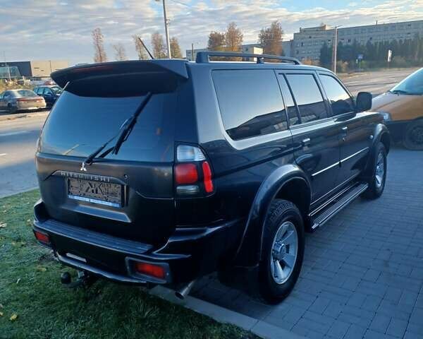 Чорний Міцубісі Паджеро, об'ємом двигуна 2.97 л та пробігом 310 тис. км за 8300 $, фото 4 на Automoto.ua
