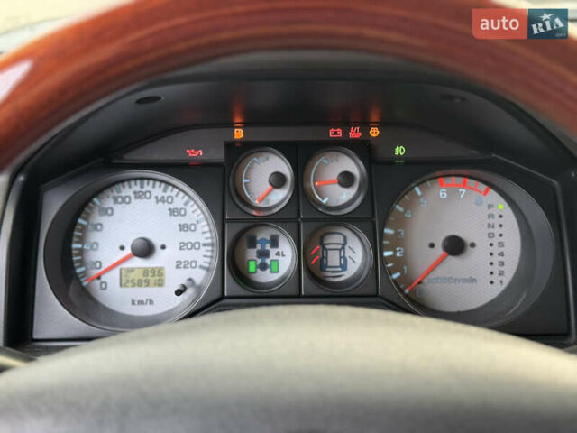 Чорний Міцубісі Паджеро, об'ємом двигуна 3.8 л та пробігом 260 тис. км за 10500 $, фото 17 на Automoto.ua