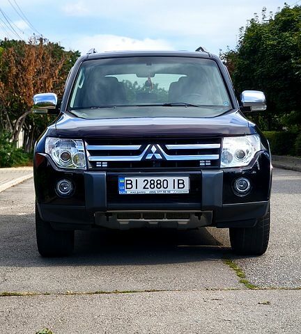 Черный Мицубиси Паджеро, объемом двигателя 3.8 л и пробегом 197 тыс. км за 11500 $, фото 11 на Automoto.ua