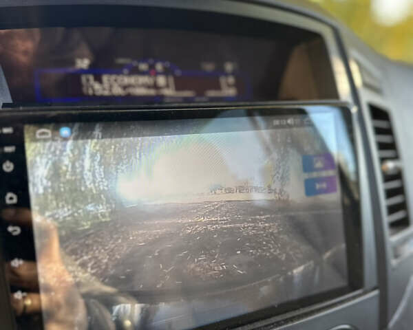 Мицубиси Паджеро 2007 в Киеве на Automoto.ua Черный Мицубиси Паджеро, объемом двигателя 3.8 л и пробегом 216 тыс. км за 9300 $, фото 47 на Automoto.ua