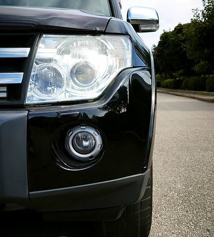 Черный Мицубиси Паджеро, объемом двигателя 3.8 л и пробегом 197 тыс. км за 11500 $, фото 6 на Automoto.ua