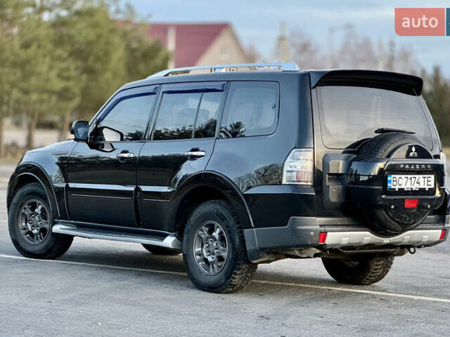 Черный Мицубиси Паджеро, объемом двигателя 3 л и пробегом 275 тыс. км за 9050 $, фото 17 на Automoto.ua