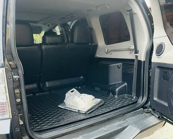 Чорний Міцубісі Паджеро, об'ємом двигуна 3 л та пробігом 260 тис. км за 10800 $, фото 52 на Automoto.ua