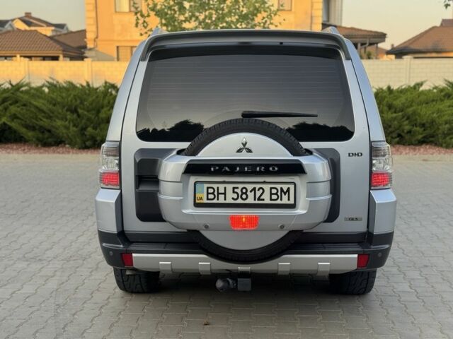 Черный Мицубиси Паджеро, объемом двигателя 2.4 л и пробегом 282 тыс. км за 13000 $, фото 5 на Automoto.ua