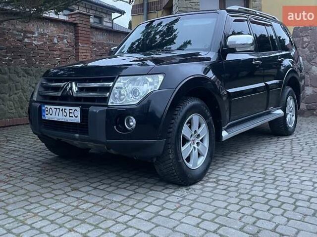 Чорний Міцубісі Паджеро, об'ємом двигуна 3 л та пробігом 260 тис. км за 10800 $, фото 65 на Automoto.ua