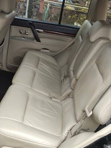 Черный Мицубиси Паджеро, объемом двигателя 3 л и пробегом 262 тыс. км за 10999 $, фото 19 на Automoto.ua