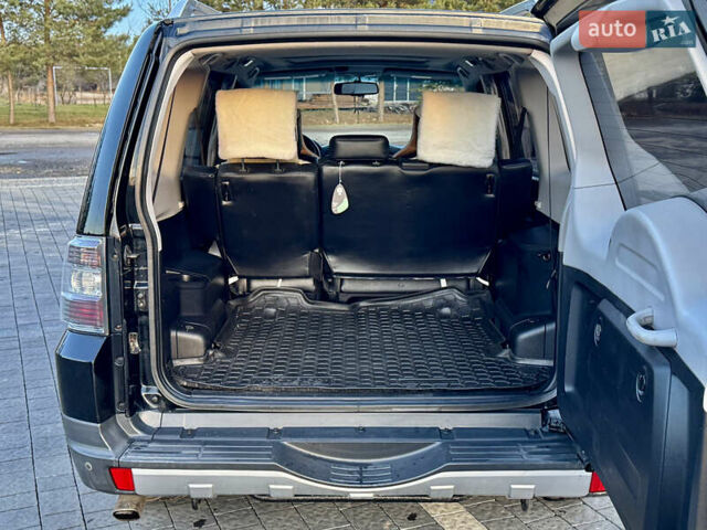 Черный Мицубиси Паджеро, объемом двигателя 3 л и пробегом 275 тыс. км за 9050 $, фото 47 на Automoto.ua