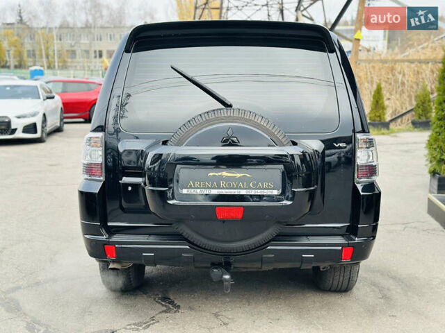 Черный Мицубиси Паджеро, объемом двигателя 2.97 л и пробегом 241 тыс. км за 11900 $, фото 10 на Automoto.ua