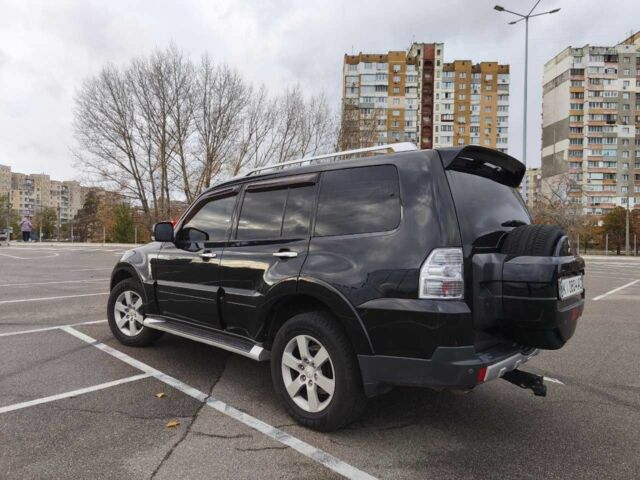 Міцубісі Паджеро 2007 у Києві на Automoto.ua Чорний Міцубісі Паджеро, об'ємом двигуна 3.8 л та пробігом 240 тис. км за 11500 $, фото 4 на Automoto.ua