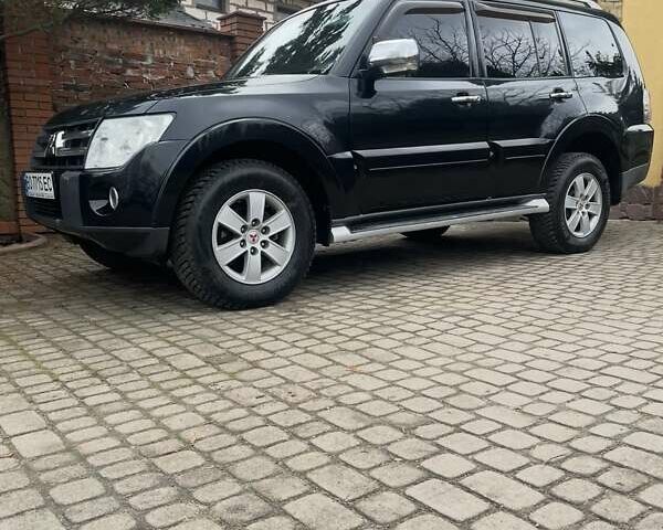 Чорний Міцубісі Паджеро, об'ємом двигуна 3 л та пробігом 260 тис. км за 10800 $, фото 19 на Automoto.ua