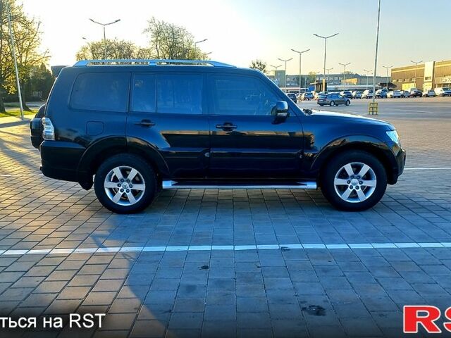 Черный Мицубиси Паджеро, объемом двигателя 3.8 л и пробегом 278 тыс. км за 11200 $, фото 5 на Automoto.ua