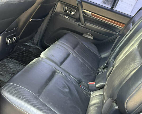 Чорний Міцубісі Паджеро, об'ємом двигуна 3.2 л та пробігом 201 тис. км за 8999 $, фото 12 на Automoto.ua