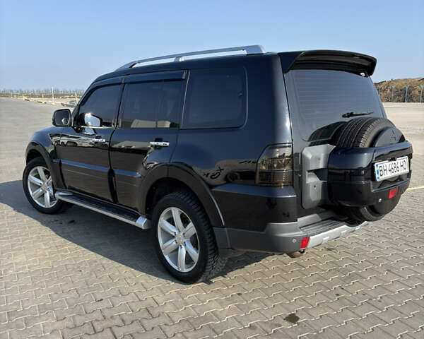 Черный Мицубиси Паджеро, объемом двигателя 2.97 л и пробегом 301 тыс. км за 11000 $, фото 10 на Automoto.ua