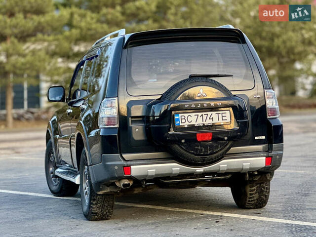 Черный Мицубиси Паджеро, объемом двигателя 3 л и пробегом 275 тыс. км за 9050 $, фото 15 на Automoto.ua