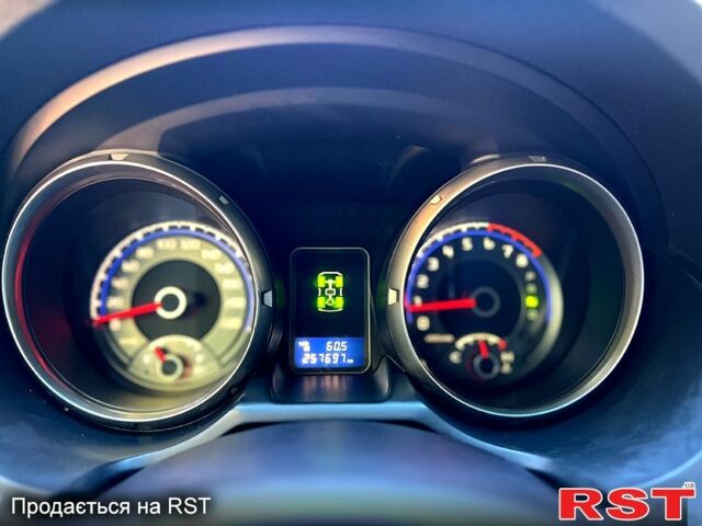 Черный Мицубиси Паджеро, объемом двигателя 3 л и пробегом 250 тыс. км за 10200 $, фото 12 на Automoto.ua