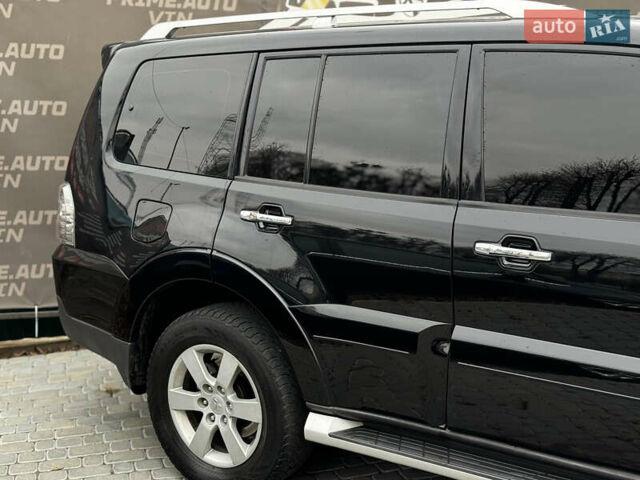 Чорний Міцубісі Паджеро, об'ємом двигуна 3.2 л та пробігом 209 тис. км за 11500 $, фото 13 на Automoto.ua