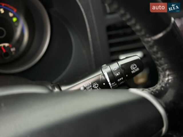 Чорний Міцубісі Паджеро, об'ємом двигуна 3.2 л та пробігом 209 тис. км за 11500 $, фото 37 на Automoto.ua