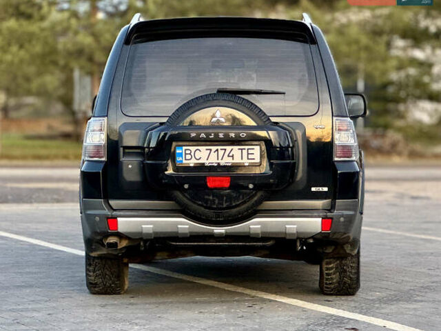 Черный Мицубиси Паджеро, объемом двигателя 3 л и пробегом 275 тыс. км за 9050 $, фото 11 на Automoto.ua