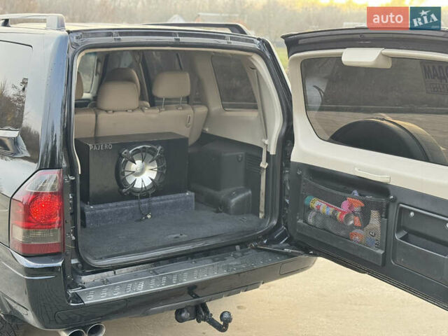 Чорний Міцубісі Паджеро, об'ємом двигуна 3.8 л та пробігом 260 тис. км за 10500 $, фото 22 на Automoto.ua