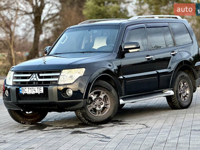 Черный Мицубиси Паджеро, объемом двигателя 3 л и пробегом 275 тыс. км за 9050 $, фото 9 на Automoto.ua
