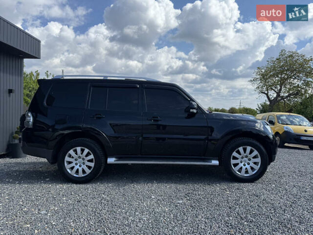 Чорний Міцубісі Паджеро, об'ємом двигуна 3.2 л та пробігом 260 тис. км за 12950 $, фото 26 на Automoto.ua