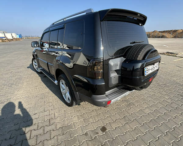 Черный Мицубиси Паджеро, объемом двигателя 2.97 л и пробегом 301 тыс. км за 11000 $, фото 24 на Automoto.ua