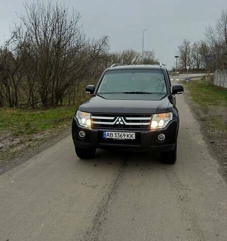 Черный Мицубиси Паджеро, объемом двигателя 3 л и пробегом 193 тыс. км за 11000 $, фото 18 на Automoto.ua