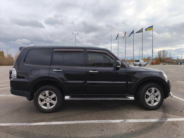 Міцубісі Паджеро 2007 у Києві на Automoto.ua Чорний Міцубісі Паджеро, об'ємом двигуна 3.8 л та пробігом 240 тис. км за 11500 $, фото 13 на Automoto.ua
