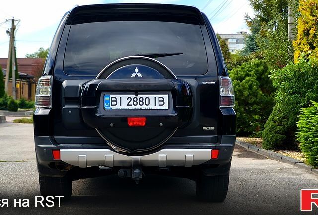 Черный Мицубиси Паджеро, объемом двигателя 3.8 л и пробегом 196 тыс. км за 11500 $, фото 7 на Automoto.ua