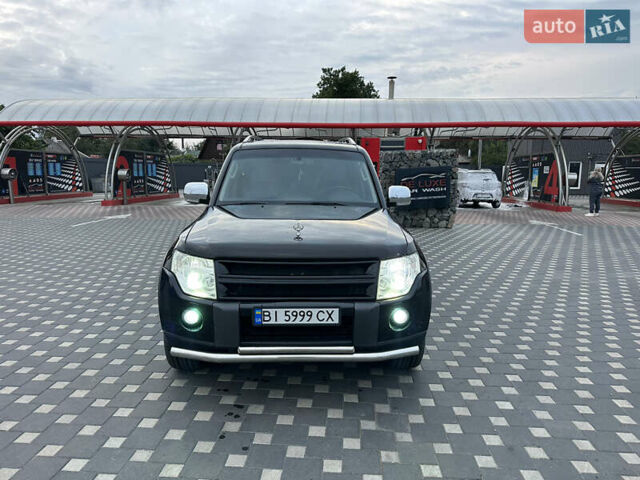 Черный Мицубиси Паджеро, объемом двигателя 3.2 л и пробегом 191 тыс. км за 12999 $, фото 2 на Automoto.ua