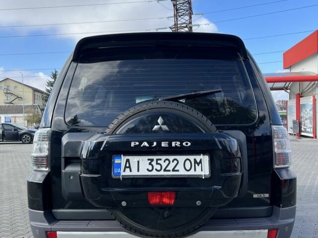 Чорний Міцубісі Паджеро, об'ємом двигуна 3 л та пробігом 269 тис. км за 9800 $, фото 13 на Automoto.ua