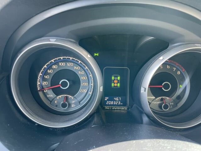 Чорний Міцубісі Паджеро, об'ємом двигуна 3 л та пробігом 215 тис. км за 11300 $, фото 19 на Automoto.ua