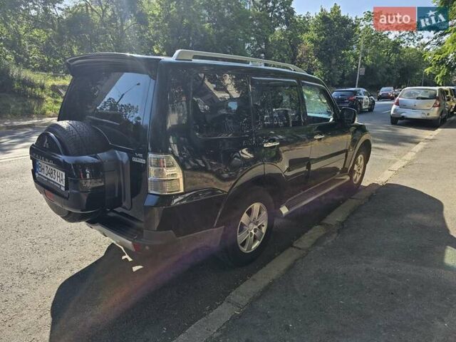 Чорний Міцубісі Паджеро, об'ємом двигуна 3 л та пробігом 210 тис. км за 11000 $, фото 8 на Automoto.ua