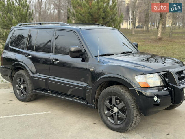 Чорний Міцубісі Паджеро, об'ємом двигуна 3.8 л та пробігом 260 тис. км за 10500 $, фото 7 на Automoto.ua