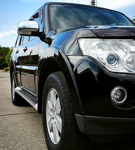 Черный Мицубиси Паджеро, объемом двигателя 3.8 л и пробегом 196 тыс. км за 11500 $, фото 5 на Automoto.ua