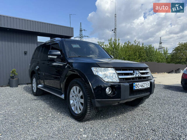 Чорний Міцубісі Паджеро, об'ємом двигуна 3.2 л та пробігом 260 тис. км за 12950 $, фото 27 на Automoto.ua