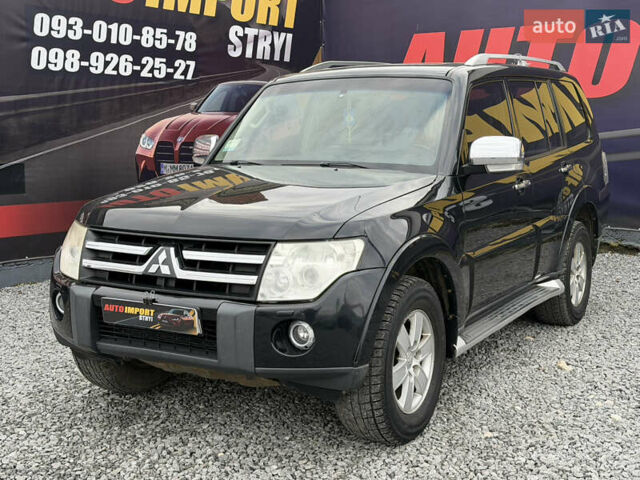 Черный Мицубиси Паджеро, объемом двигателя 2.97 л и пробегом 329 тыс. км за 8500 $, фото 2 на Automoto.ua