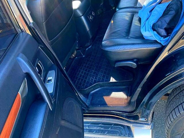 Чорний Міцубісі Паджеро, об'ємом двигуна 3 л та пробігом 200 тис. км за 10800 $, фото 7 на Automoto.ua