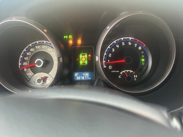 Чорний Міцубісі Паджеро, об'ємом двигуна 3.8 л та пробігом 308 тис. км за 12500 $, фото 7 на Automoto.ua